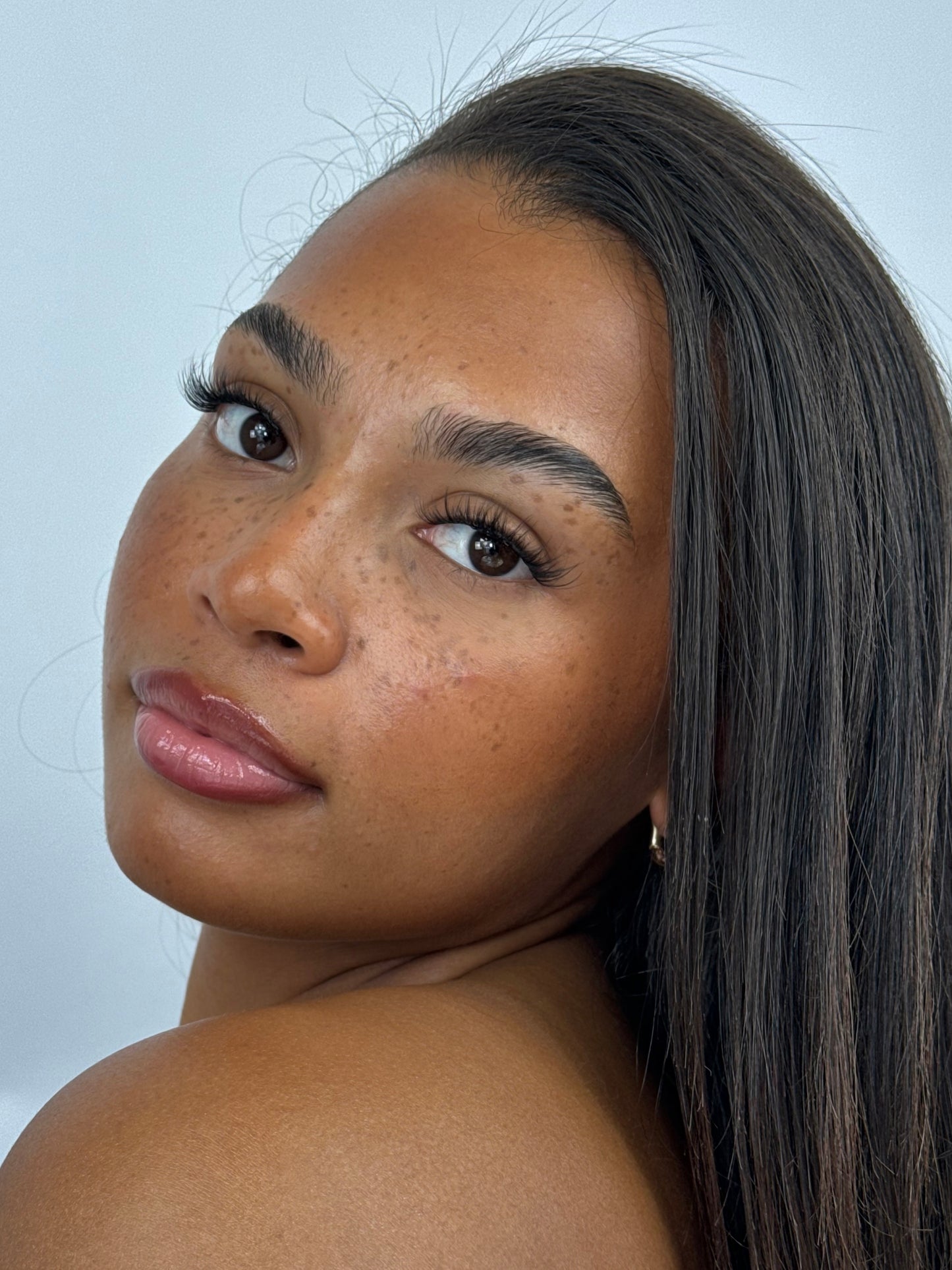 YL1 - BARELY THERE